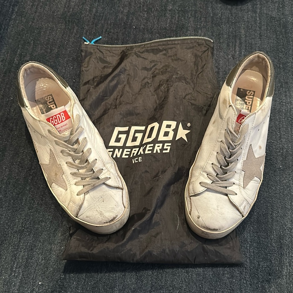 Men’s golden goose sneakers